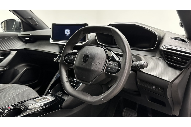 Peugeot E-2008 Allure - U3913