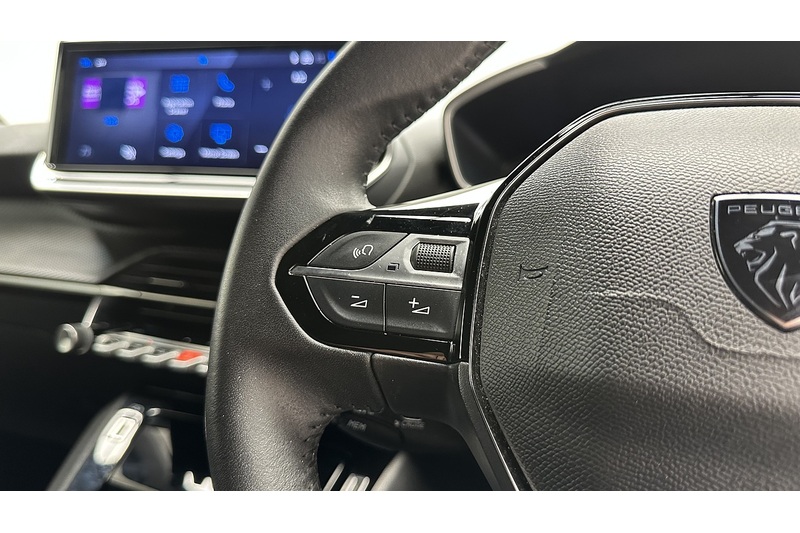 Peugeot E-2008 Allure - U3913
