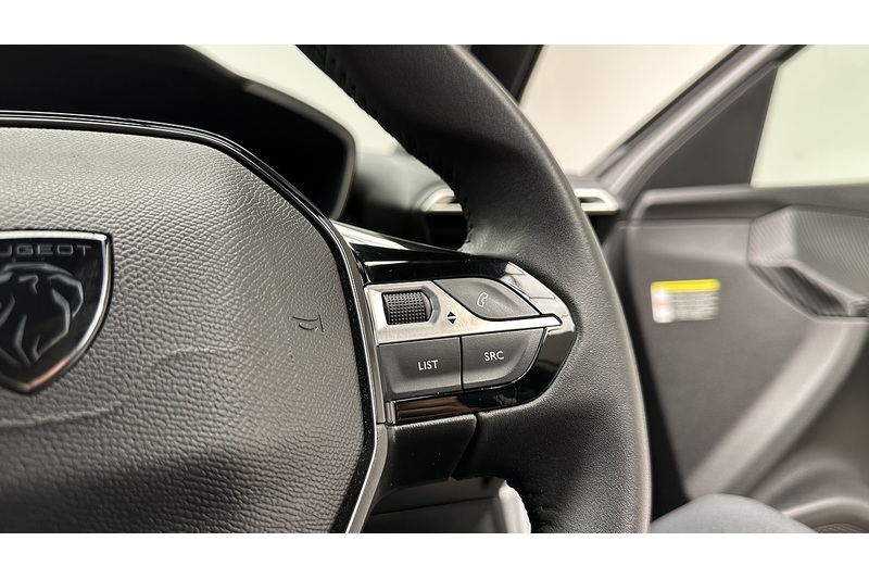 Peugeot E-2008 Allure - U3913