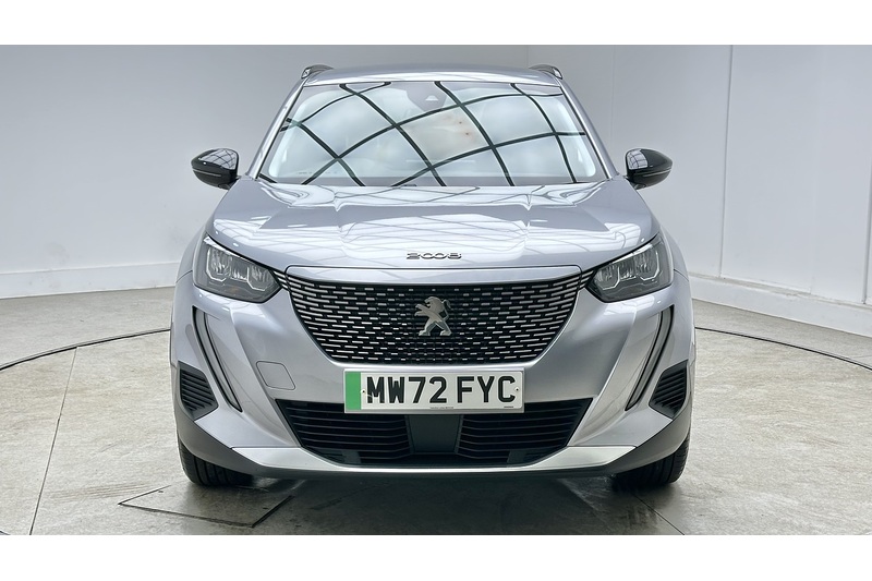 Peugeot E-2008 Allure Premium + - U3929