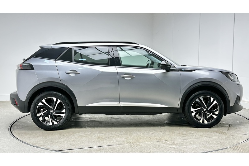 Peugeot E-2008 Allure Premium + - U3929