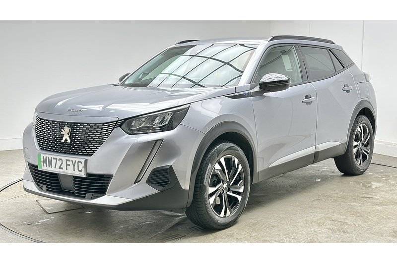 Peugeot E-2008 Allure Premium + - U3929