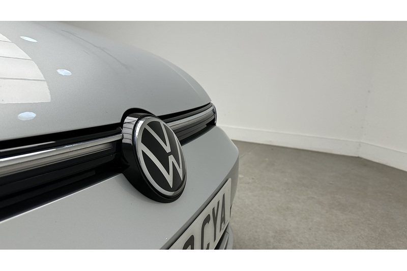 Volkswagen Golf TSI Style - U3934