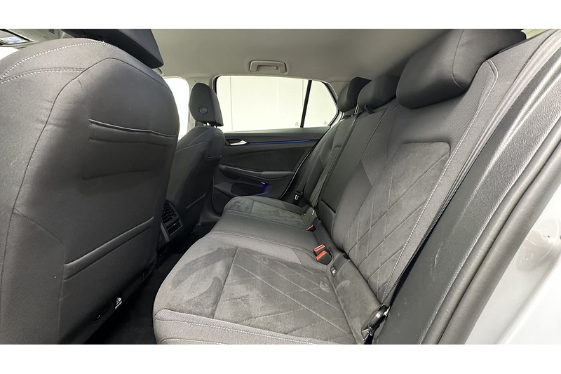 Volkswagen Golf TSI Style - U3934