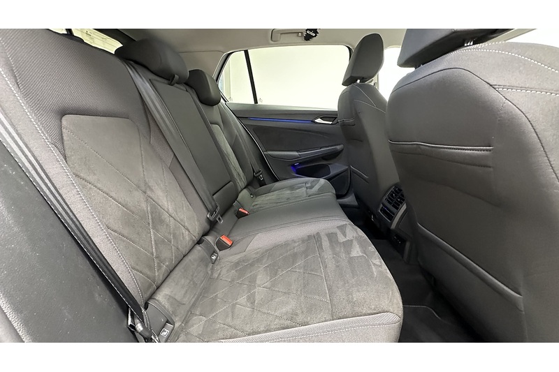 Volkswagen Golf TSI Style - U3934