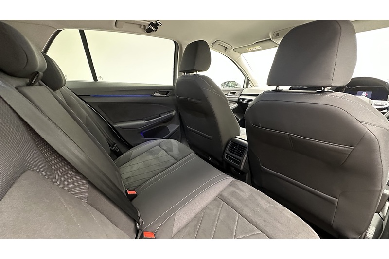 Volkswagen Golf TSI Style - U3934