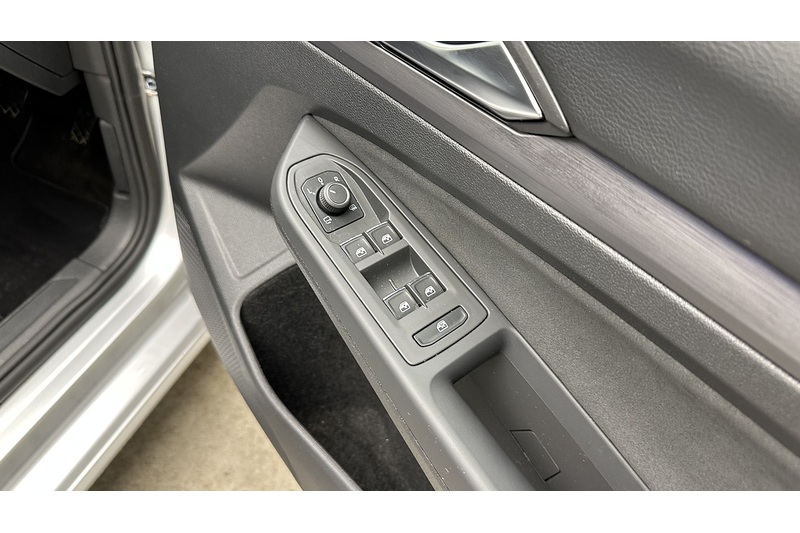Volkswagen Golf TSI Style - U3934