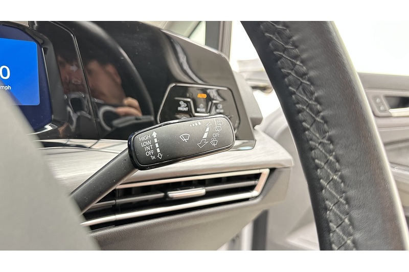 Volkswagen Golf TSI Style - U3934