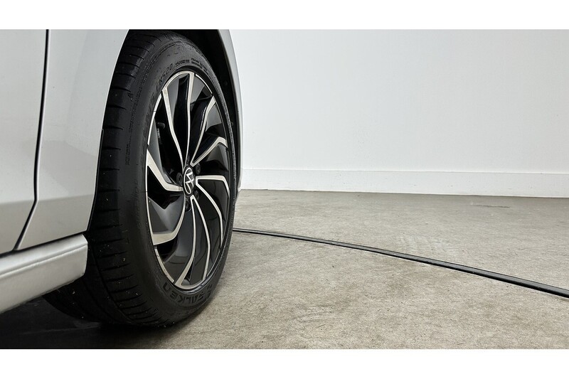 Volkswagen Golf TSI Style - U3934