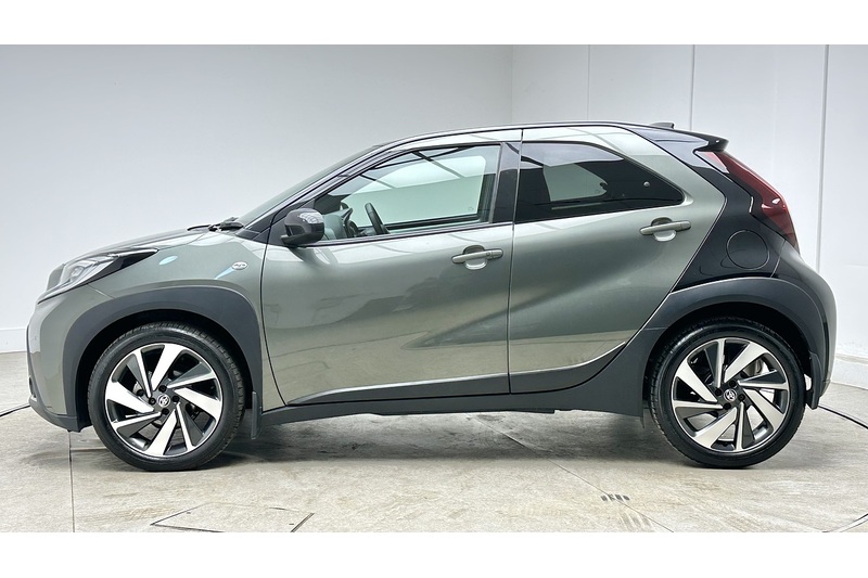 Toyota Aygo X VVT-i Exclusive - U3942
