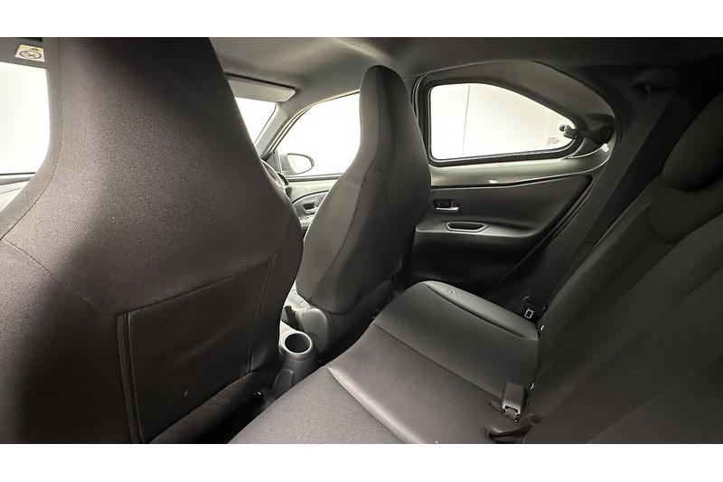 Toyota Aygo X VVT-i Exclusive - U3942