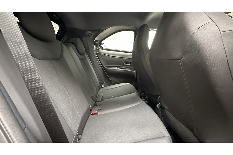 Toyota Aygo X VVT-i Exclusive - U3942