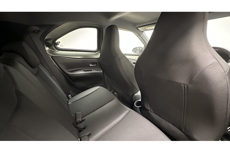 Toyota Aygo X VVT-i Exclusive - U3942