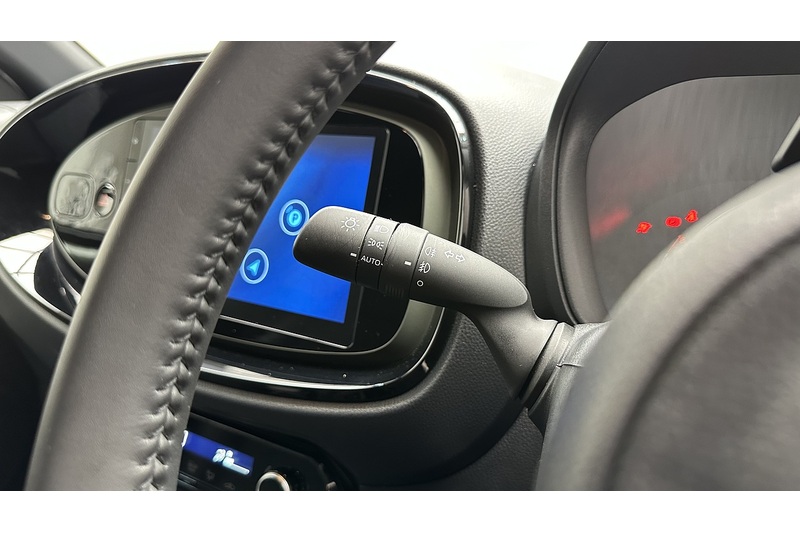 Toyota Aygo X VVT-i Exclusive - U3942