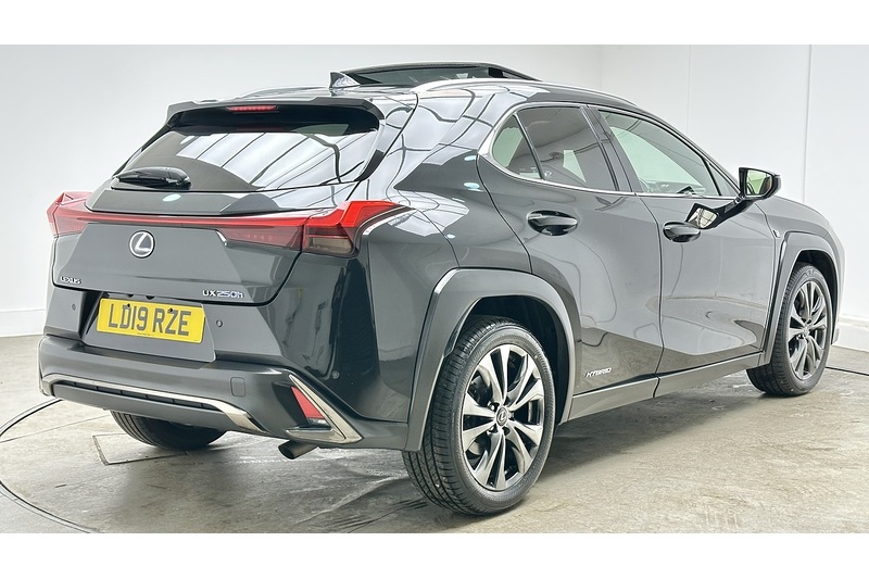Lexus UX 250h F Sport - U3944