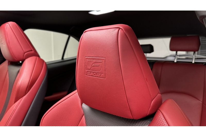 Lexus UX 250h F Sport - U3944