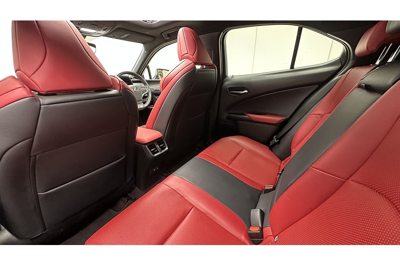 Lexus UX 250h F Sport - U3944