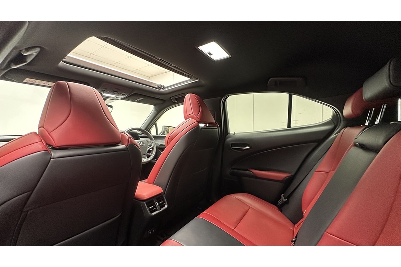 Lexus UX 250h F Sport - U3944
