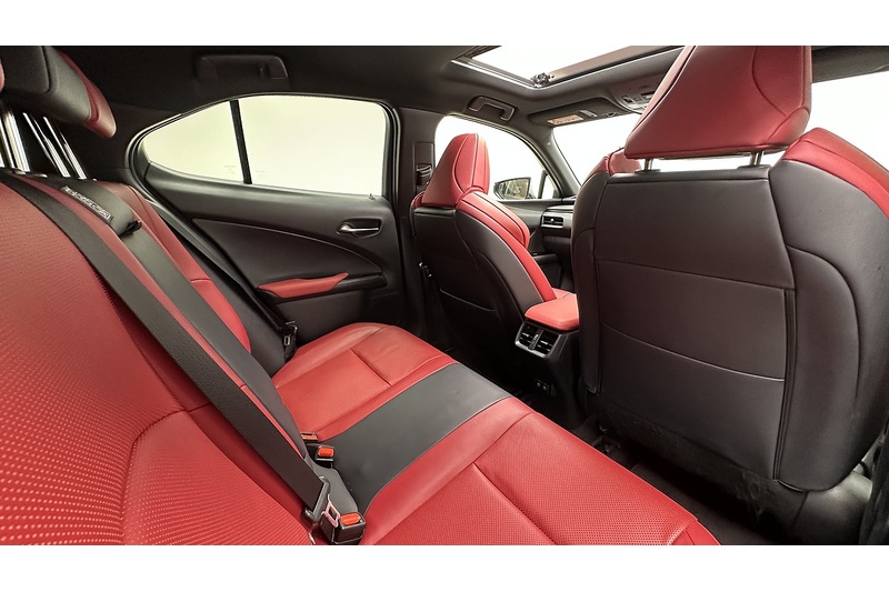 Lexus UX 250h F Sport - U3944