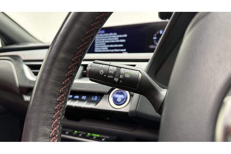Lexus UX 250h F Sport - U3944