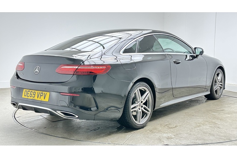 Mercedes-Benz E Class E220d AMG Line - U3948