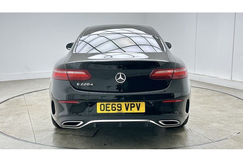 Mercedes-Benz E Class E220d AMG Line - U3948
