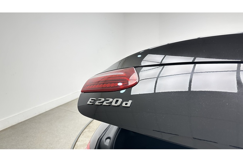 Mercedes-Benz E Class E220d AMG Line - U3948