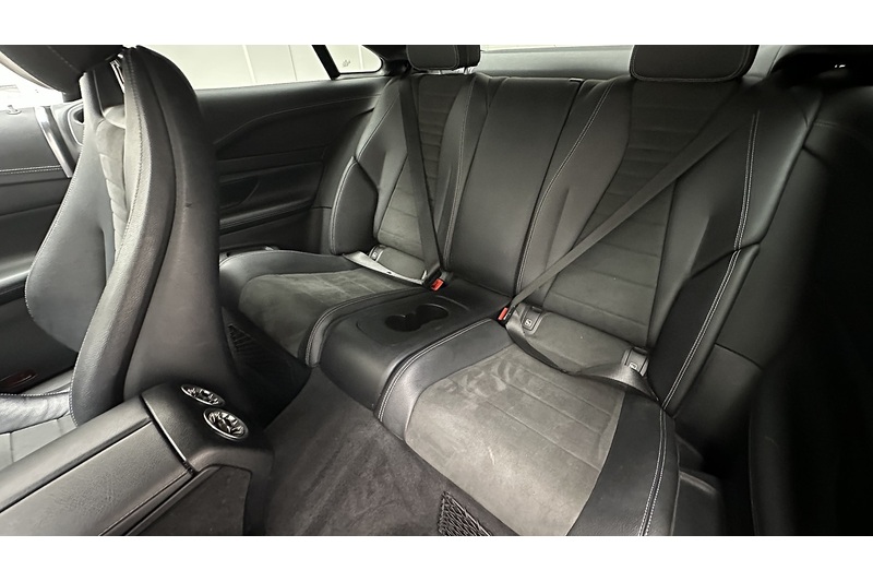Mercedes-Benz E Class E220d AMG Line - U3948