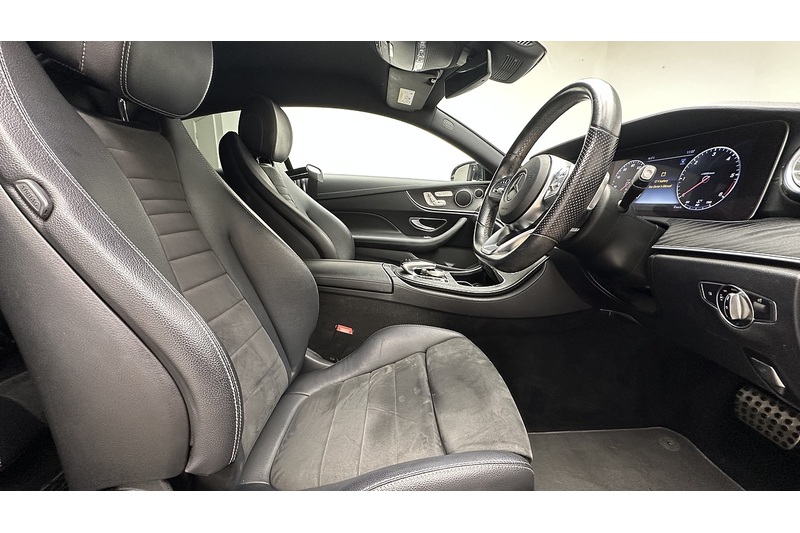 Mercedes-Benz E Class E220d AMG Line - U3948