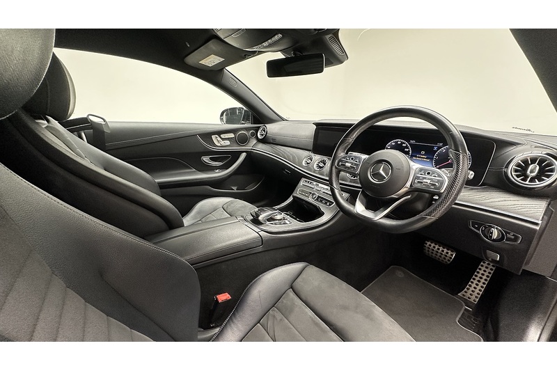 Mercedes-Benz E Class E220d AMG Line - U3948