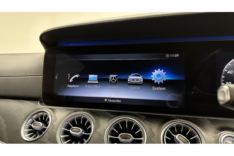 Mercedes-Benz E Class E220d AMG Line - U3948