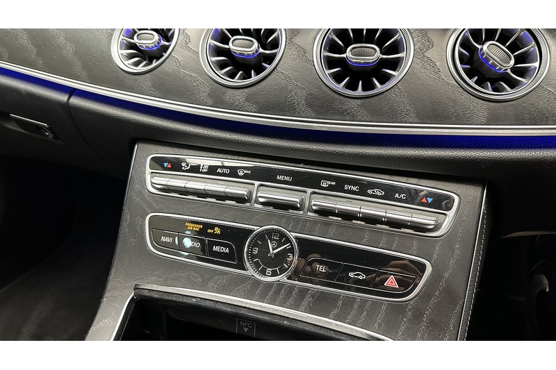 Mercedes-Benz E Class E220d AMG Line - U3948