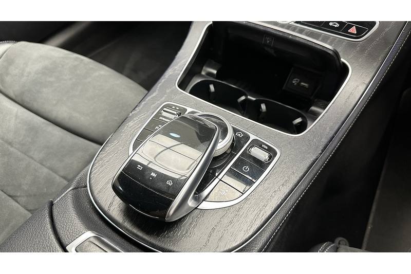 Mercedes-Benz E Class E220d AMG Line - U3948