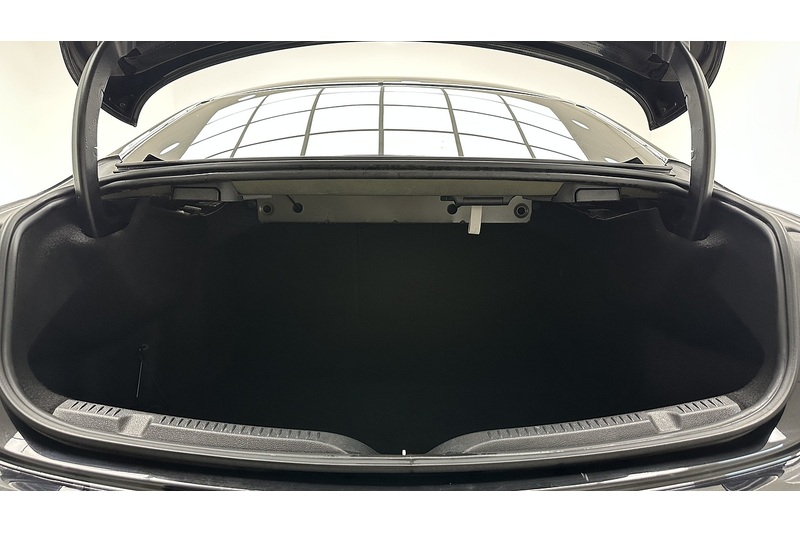 Mercedes-Benz E Class E220d AMG Line - U3948