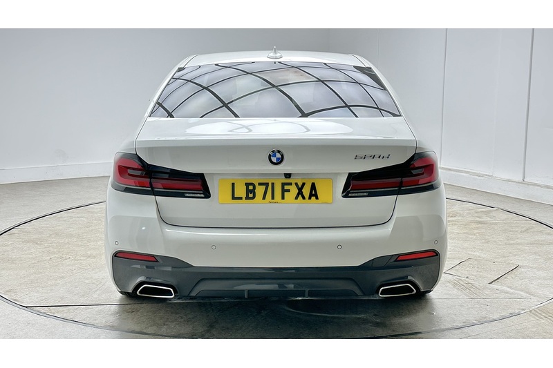 BMW 5 Series 520d MHT M Sport - U3963