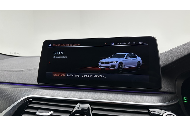 BMW 5 Series 520d MHT M Sport - U3963