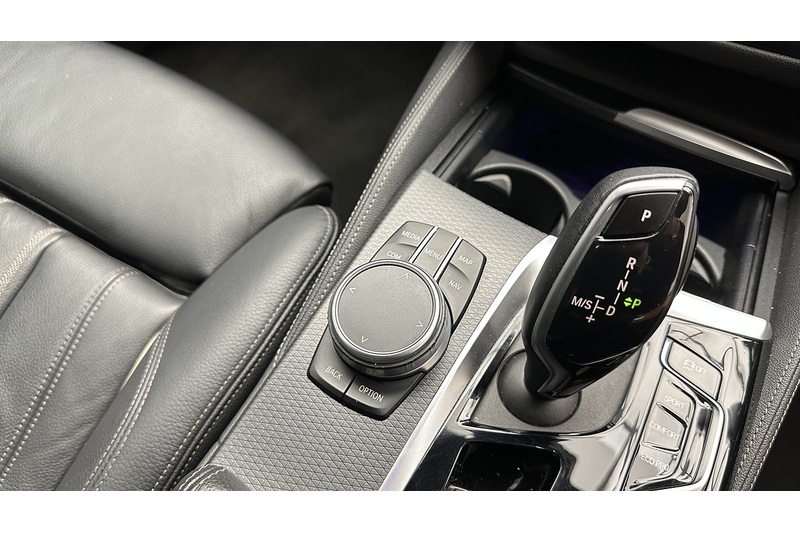 BMW 5 Series 520d MHT M Sport - U3963