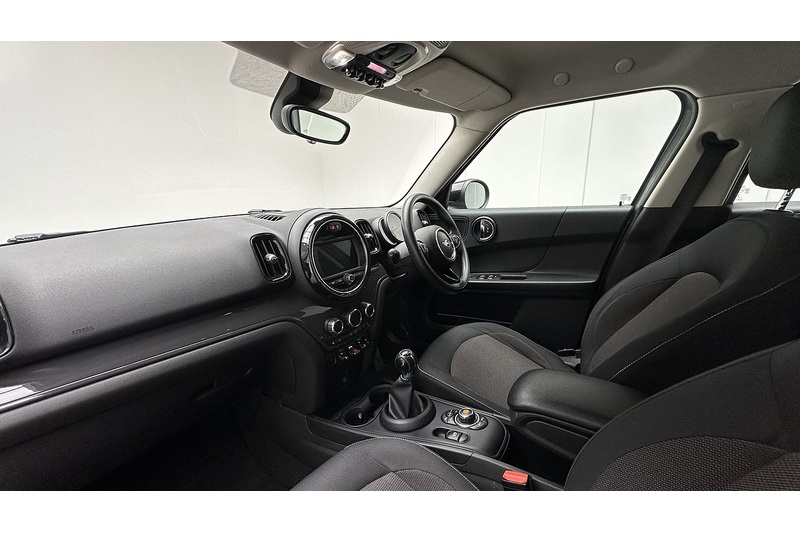 MINI Countryman Cooper Classic - U3972