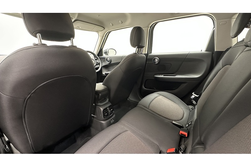 MINI Countryman Cooper Classic - U3972