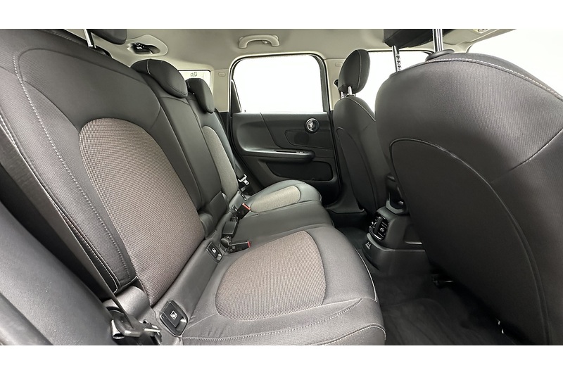 MINI Countryman Cooper Classic - U3972