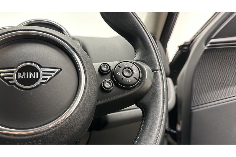 MINI Countryman Cooper Classic - U3972
