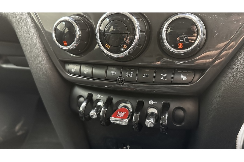 MINI Countryman Cooper Classic - U3972