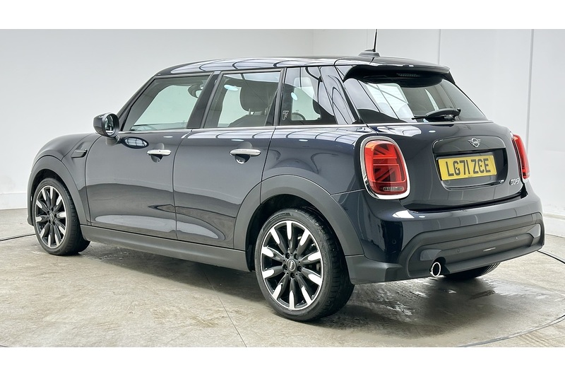 MINI Hatch Cooper Exclusive - U3973