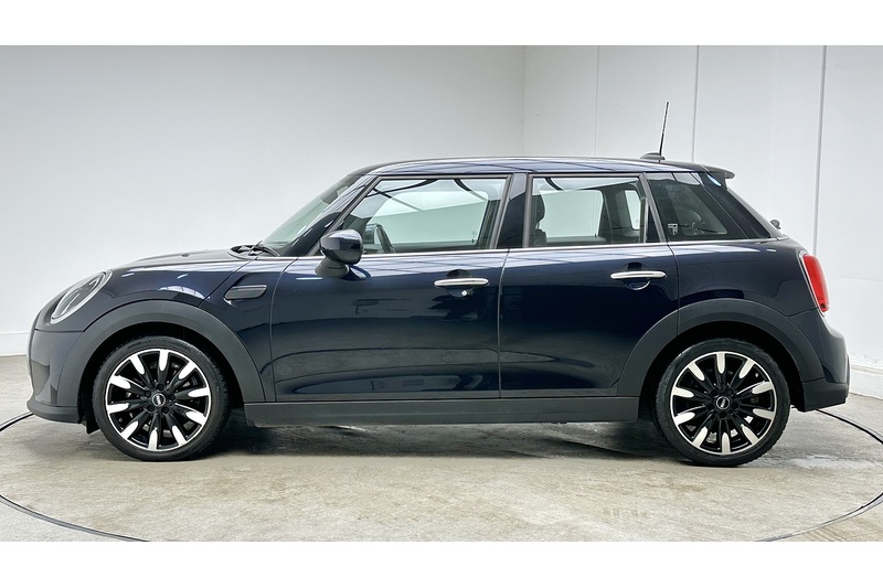MINI Hatch Cooper Exclusive - U3973