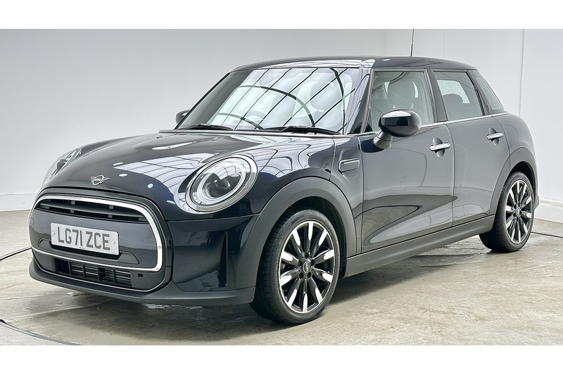MINI Hatch Cooper Exclusive - U3973