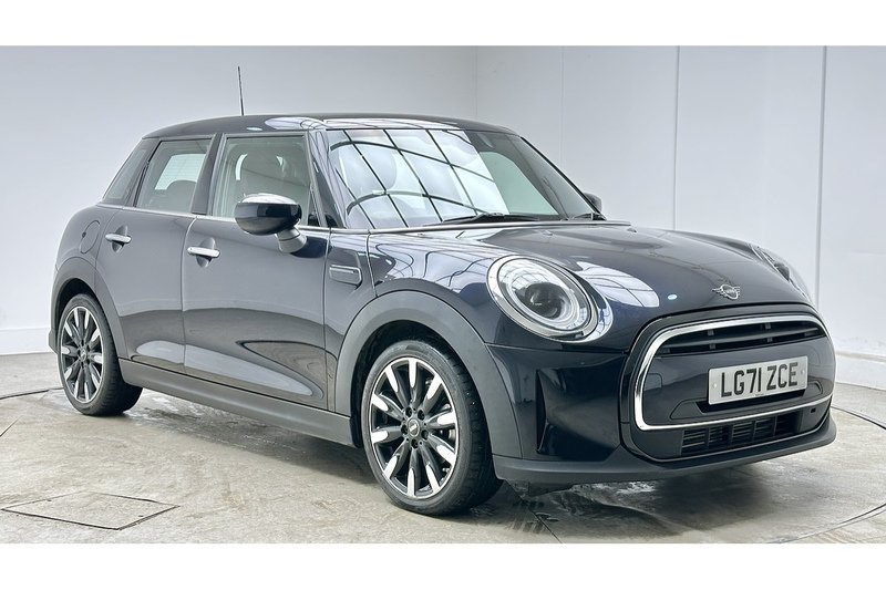 MINI Hatch Cooper Exclusive - U3973