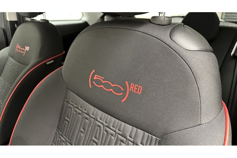 Fiat 500e RED - U3980
