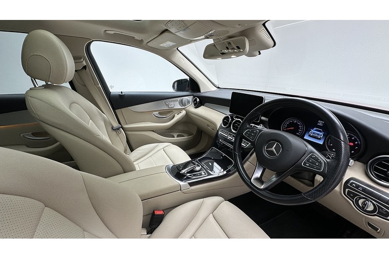 Mercedes-Benz GLC GLC250 Sport - U3984