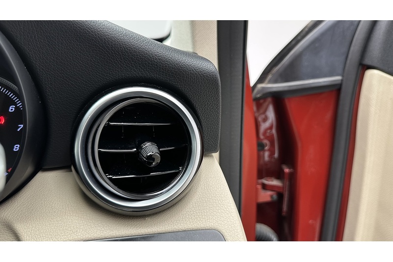 Mercedes-Benz GLC GLC250 Sport - U3984