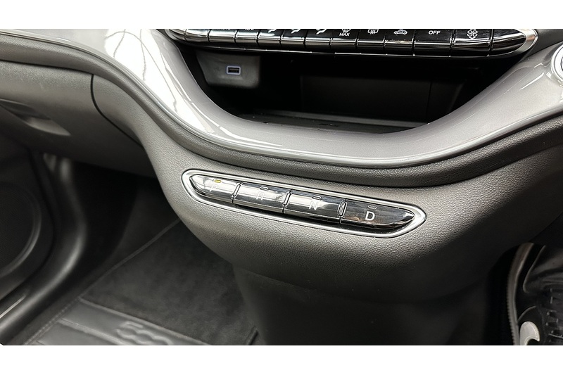 Fiat 500e La Prima - U3990